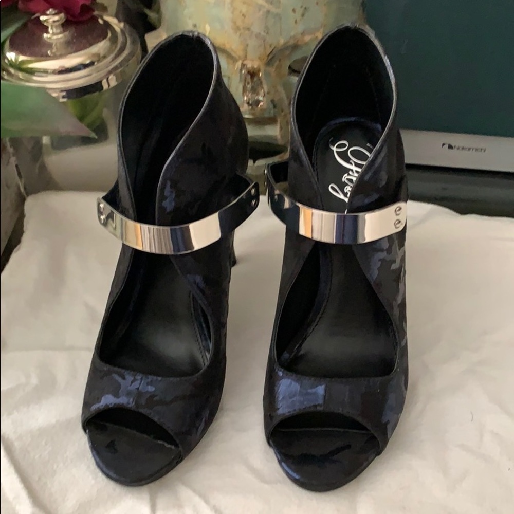 Fergie shoes